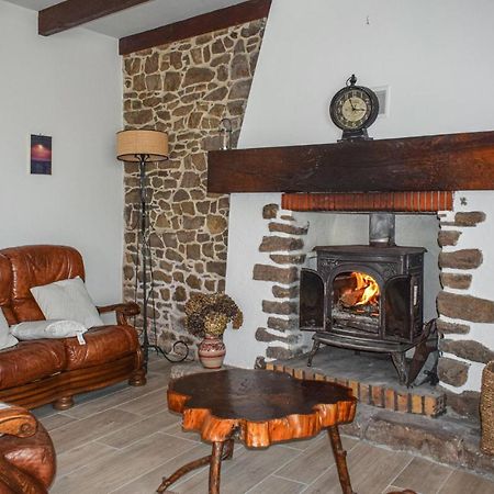 Nice Home In Plehedel With Wifi Экстерьер фото