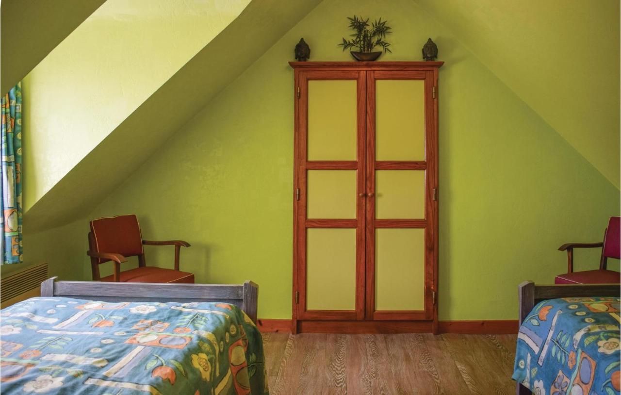 Nice Home In Plehedel With Wifi Экстерьер фото