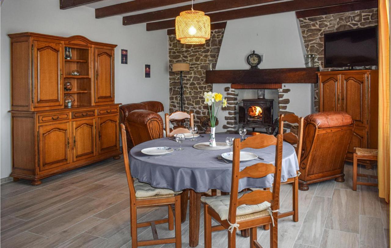 Nice Home In Plehedel With Wifi Экстерьер фото